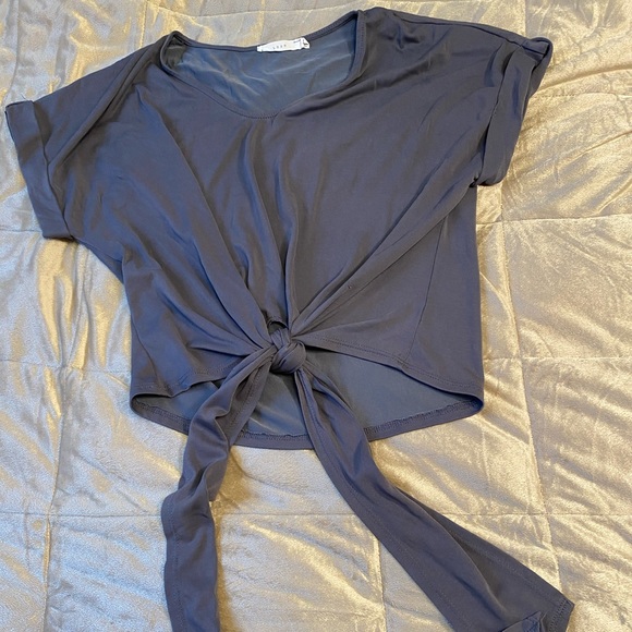 Mauve Wrap Around Tee - Picture 3 of 3